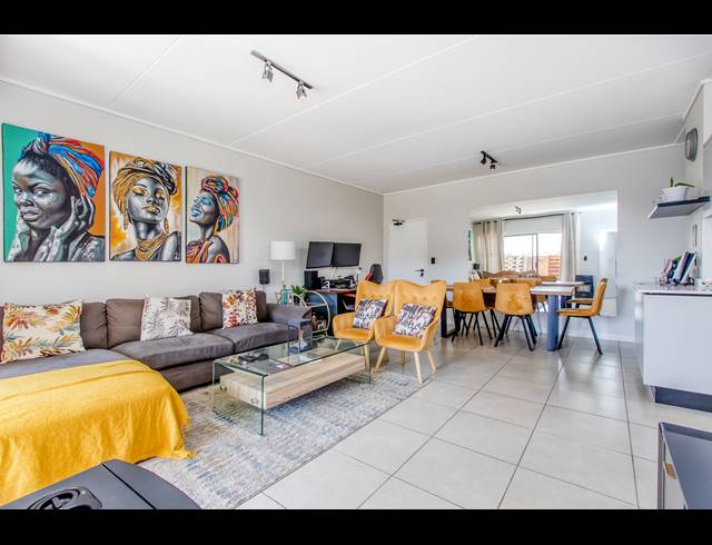 3 BEDROOM APARTMENT TO LET IN LINBRO PARK